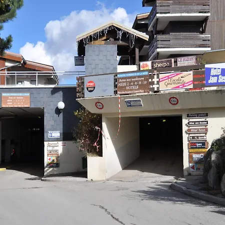 Apartment In Les Deux Alpes, Area Access Les Deux Alpes