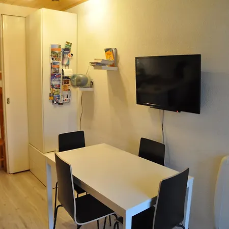 In Les Deux Alpes, Area Access Apartment
